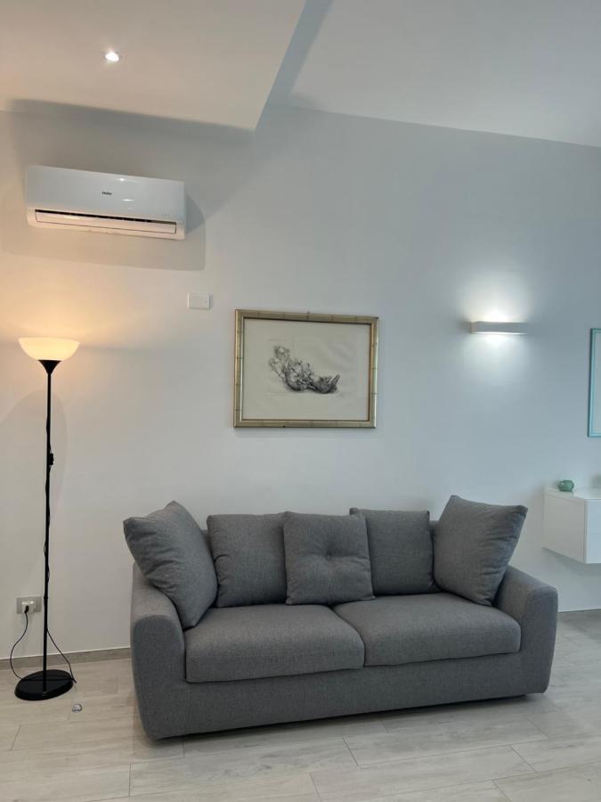 Riviera Apartments Pescara Bagian luar foto