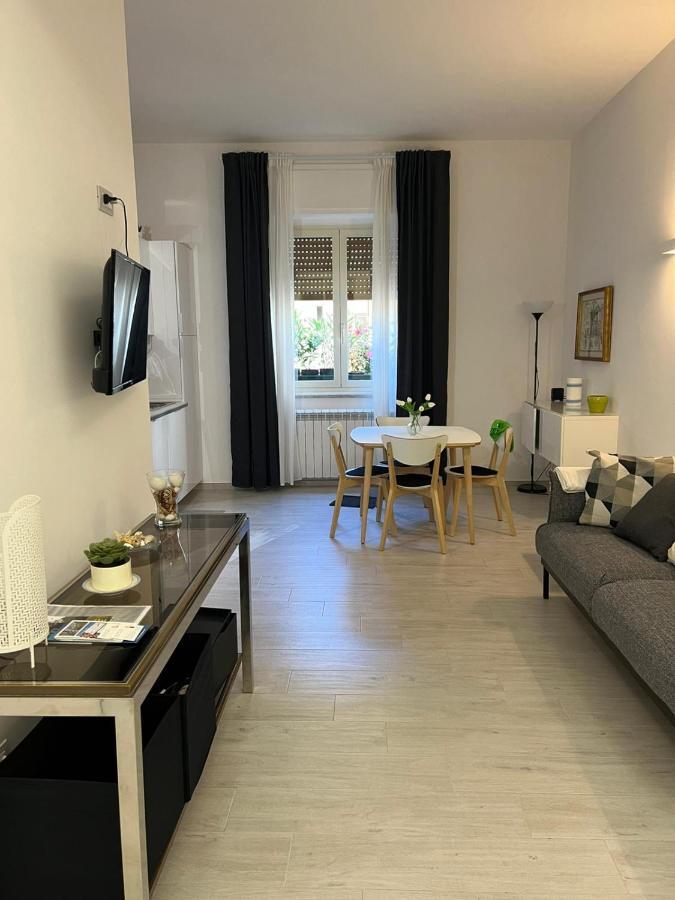 Riviera Apartments Pescara Bagian luar foto
